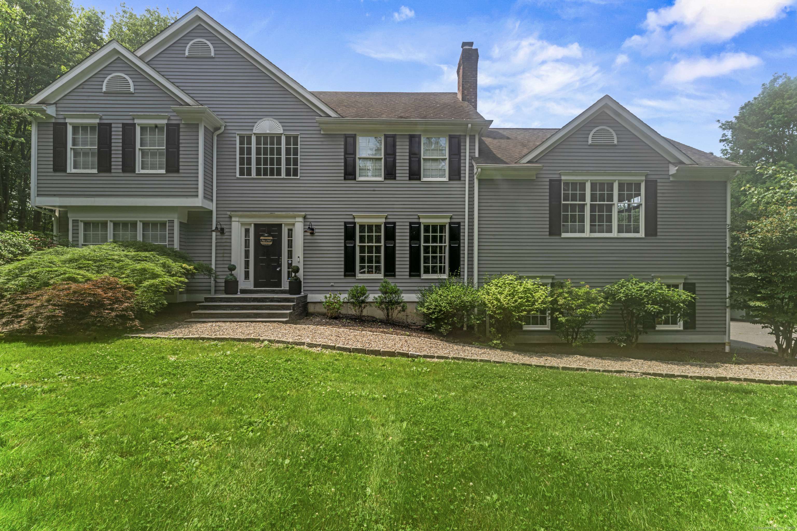 27 Yogananda Street, Newtown, CT 06482