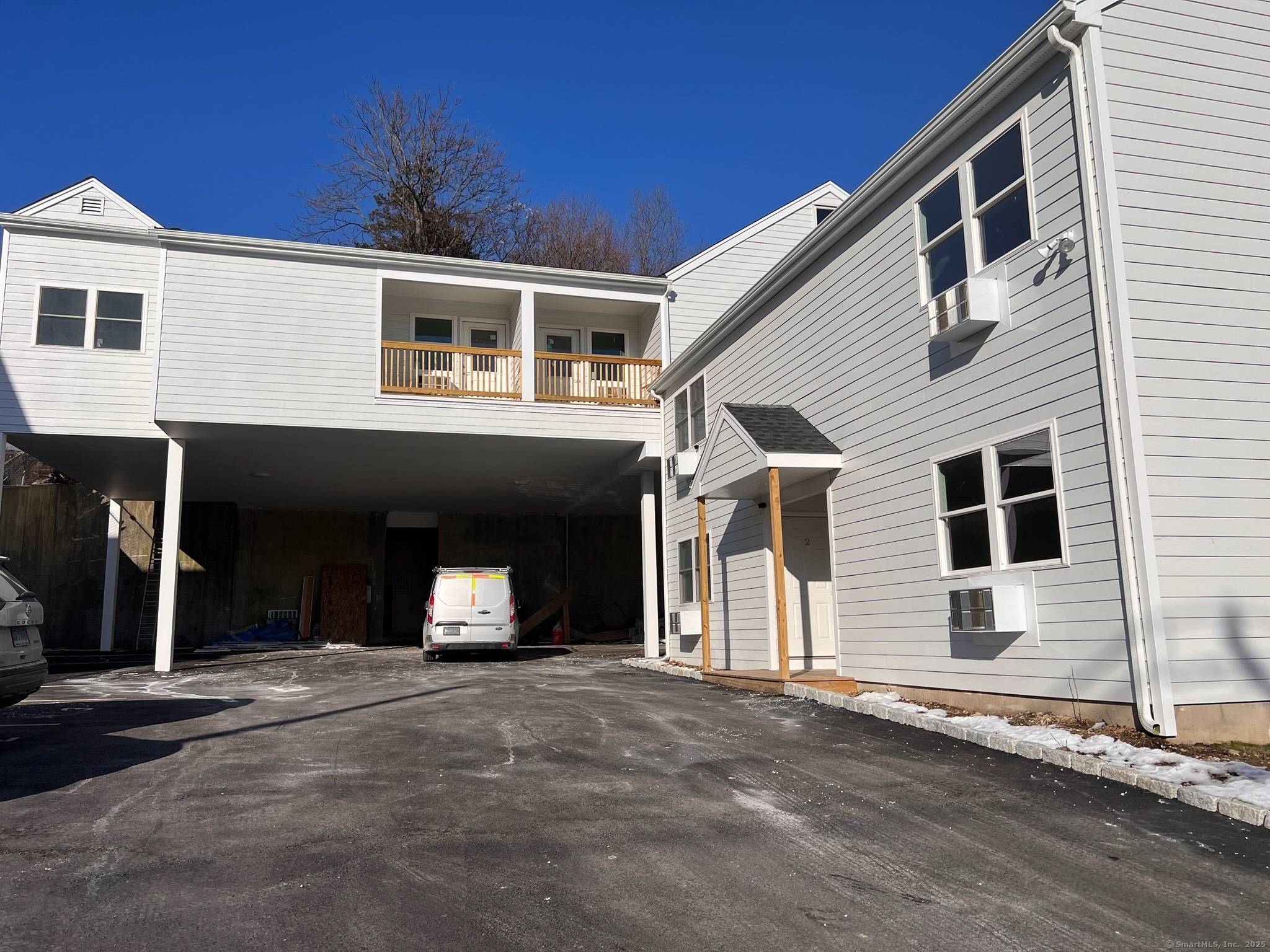 9 Hamilton Avenue #APT 4, Norwalk, CT 06854