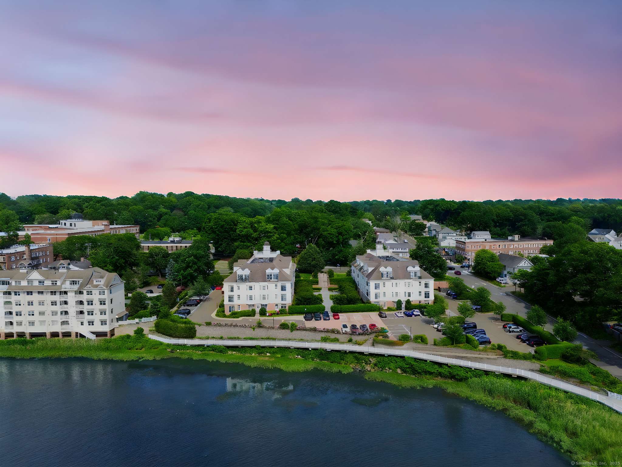 Norwalk, CT 06851,142 East Avenue #A106
