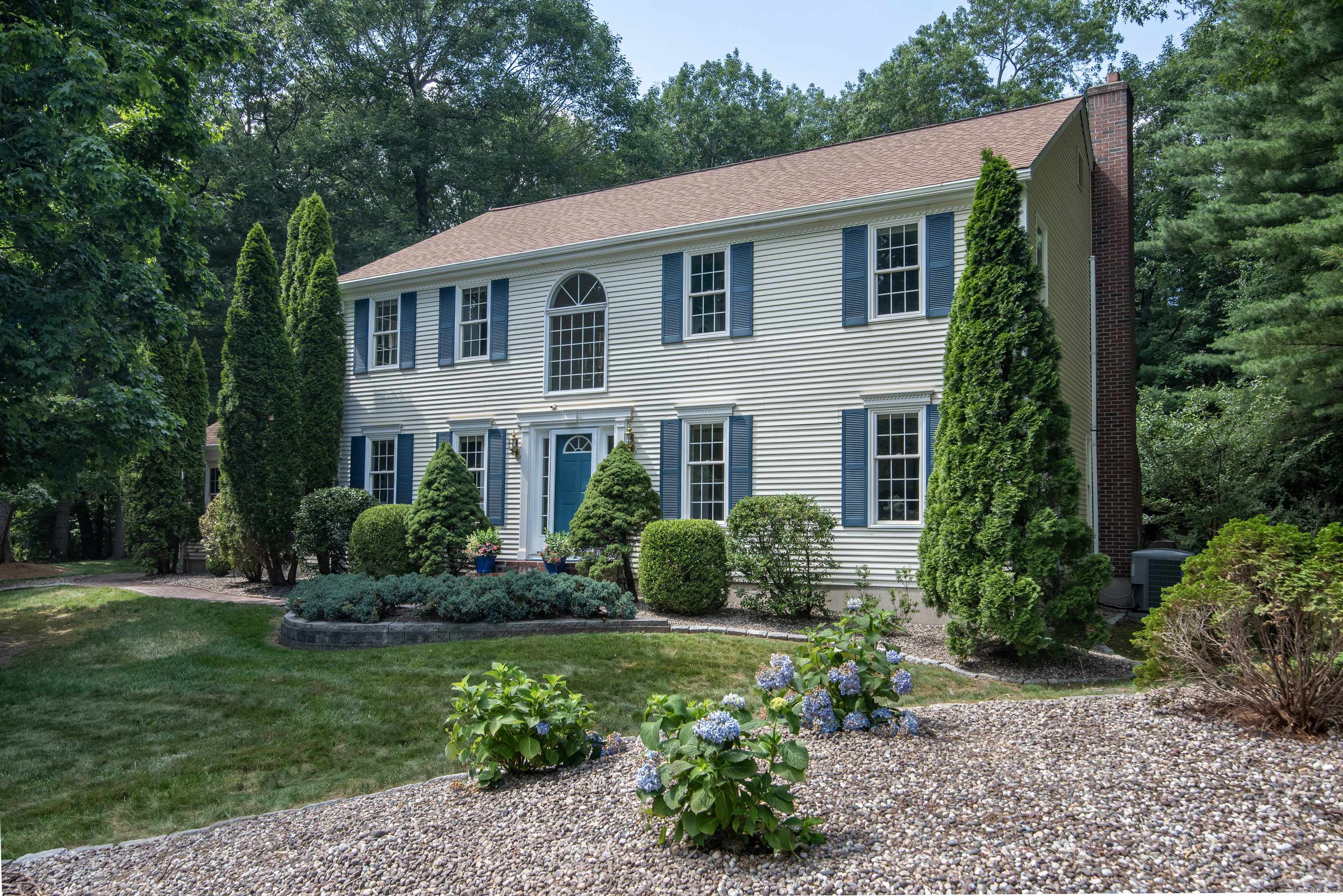 99 Warner Court, Glastonbury, CT 06033