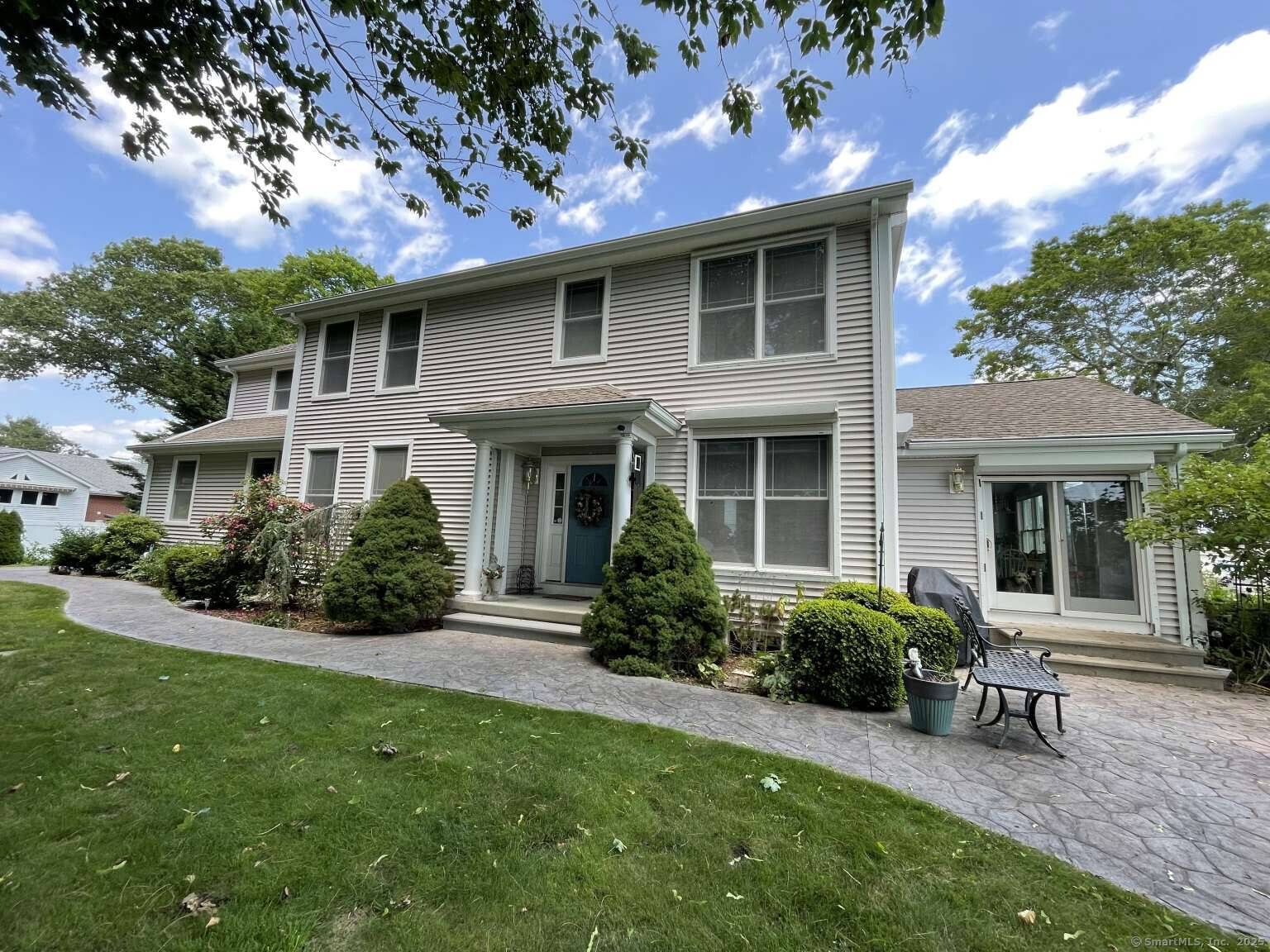 42 Bluff Street, Westbrook, CT 06498