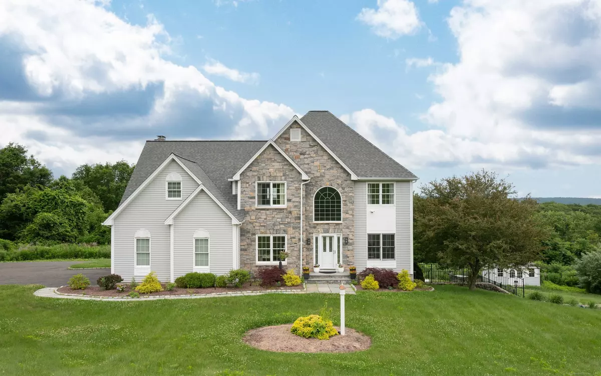 Woodbury, CT 06798,557 Upper Grassy Hill Road