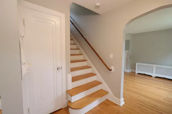 Waterbury, CT 06710,57 Grace Avenue