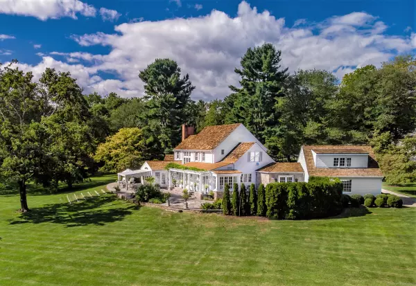 41 Cherry Lane, Fairfield, CT 06824