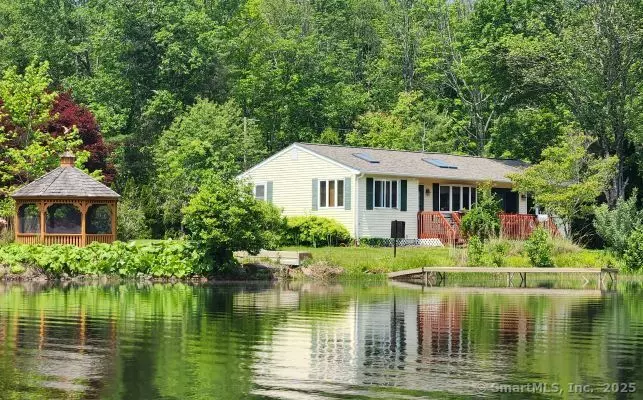 Ashford, CT 06278,28 Farm Drive
