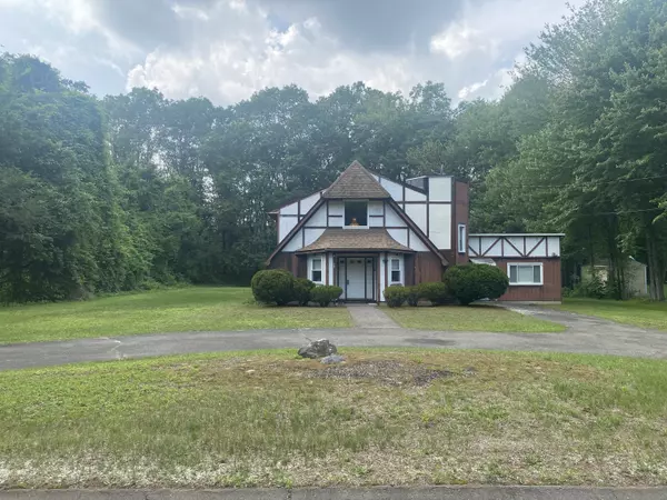 Windsor, CT 06095,39 Loren Circle