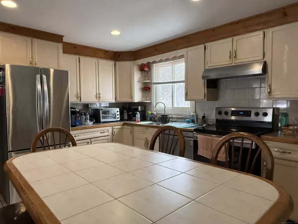Middletown, CT 06457,35 Boston Road