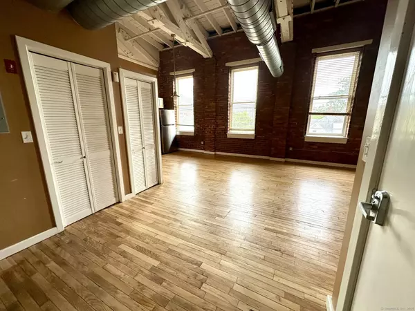 Bridgeport, CT 06604,325 Lafayette Street #3303