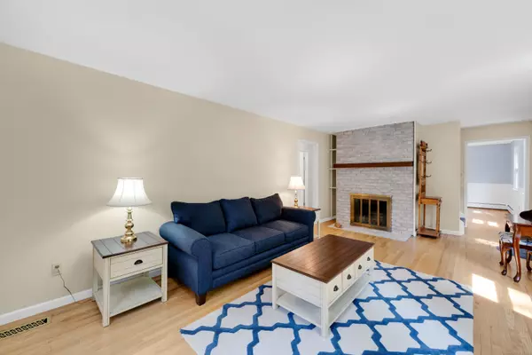 Monroe, CT 06468,431 Fan Hill Road