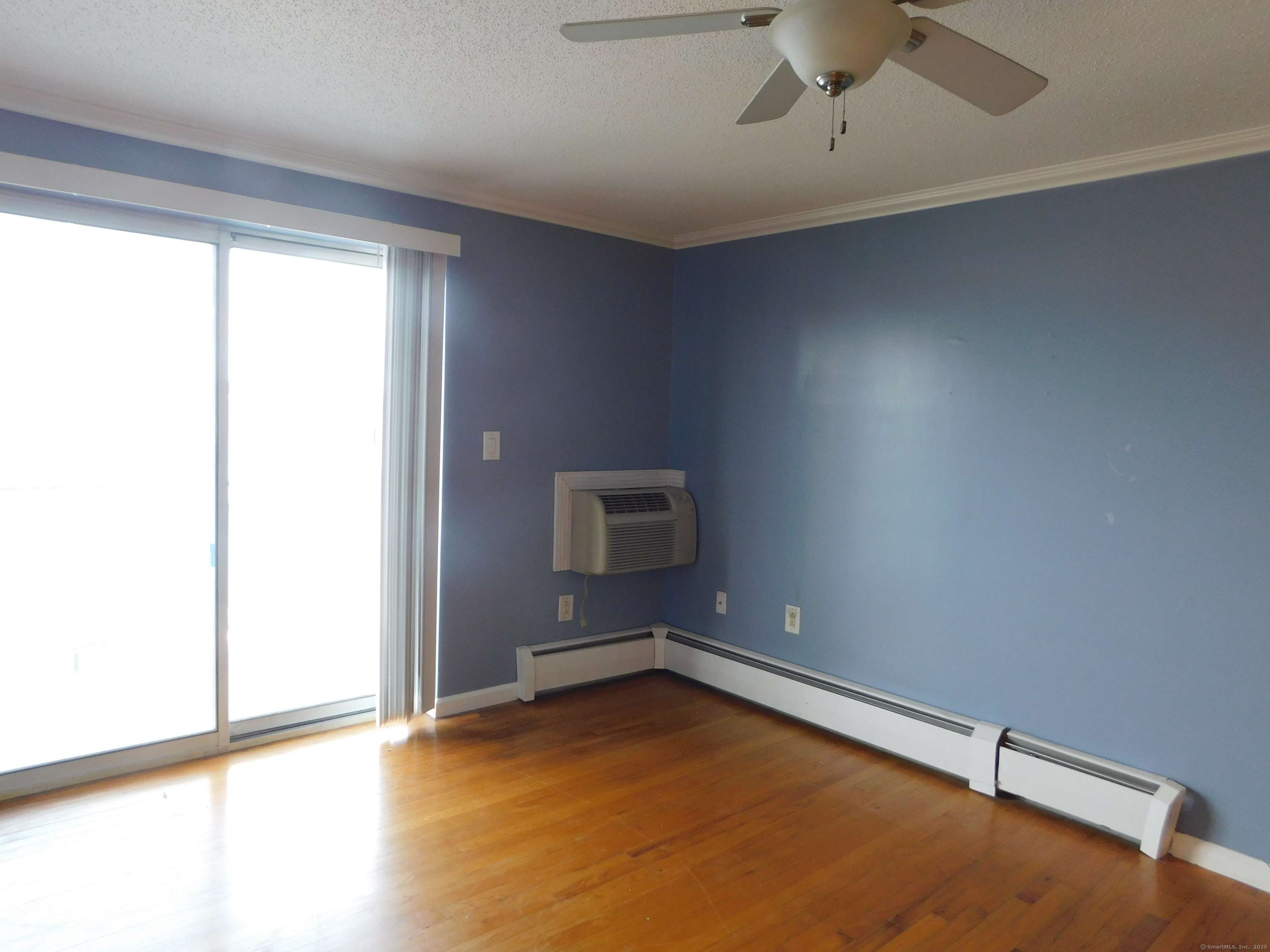 New London, CT 06320,184 Pequot Avenue #206