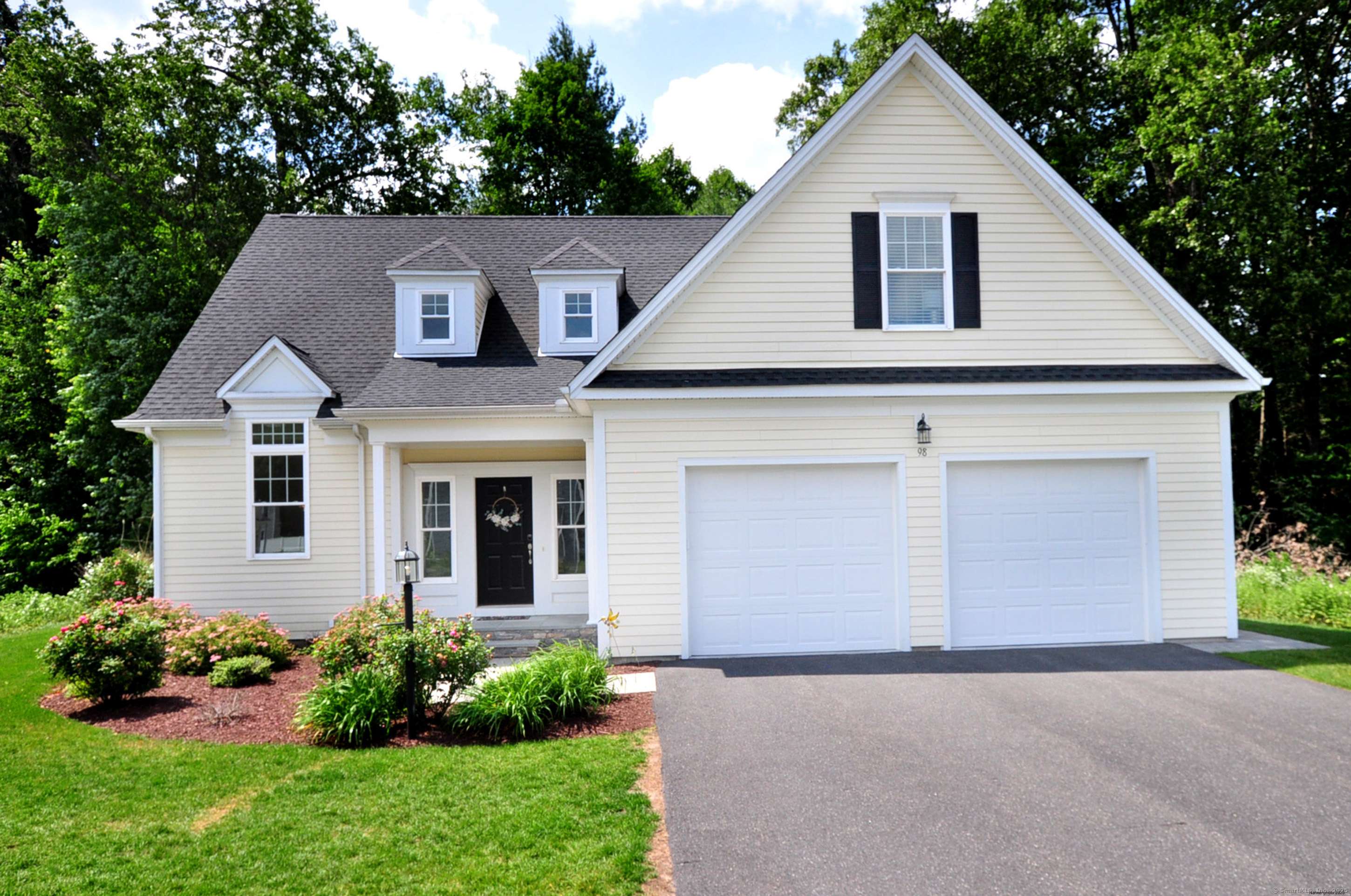 98 Cambridge Court #98, Simsbury, CT 06070