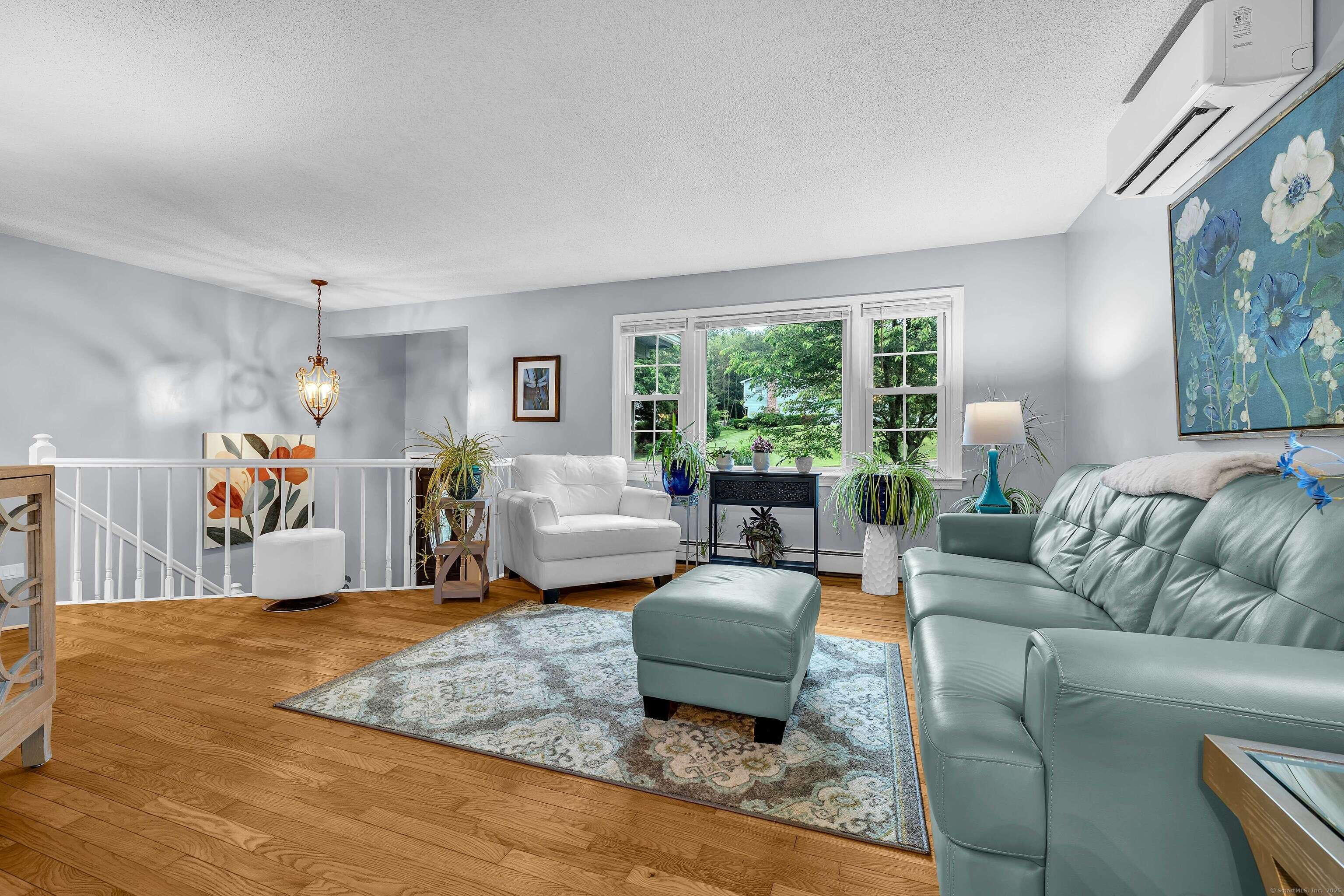 East Lyme, CT 06333,81 Charter Oak Drive