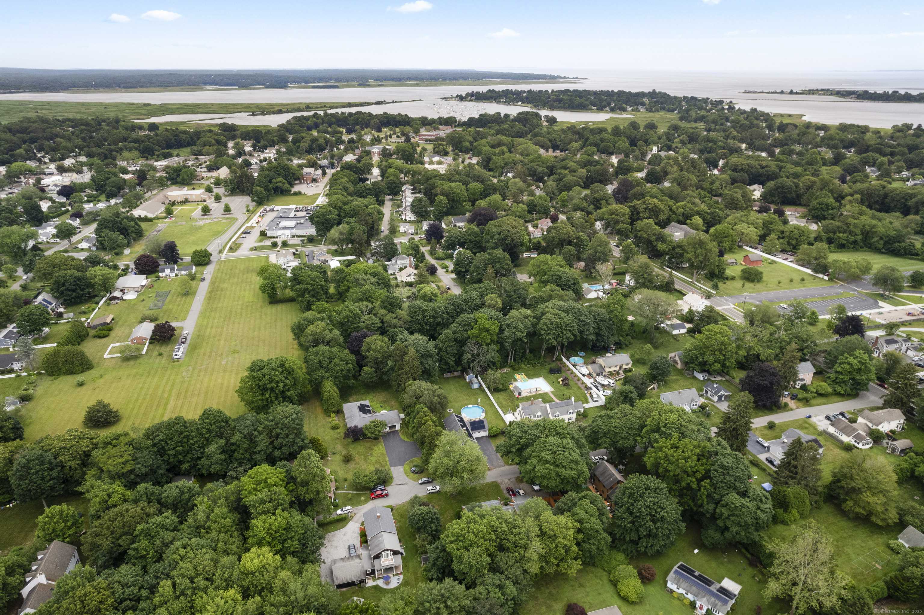 24 Cottage Place, Old Saybrook, CT 06475