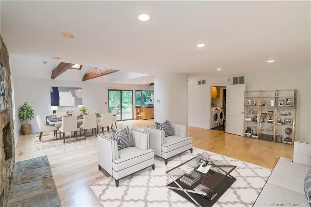 Westport, CT 06880,17 Ferry Lane