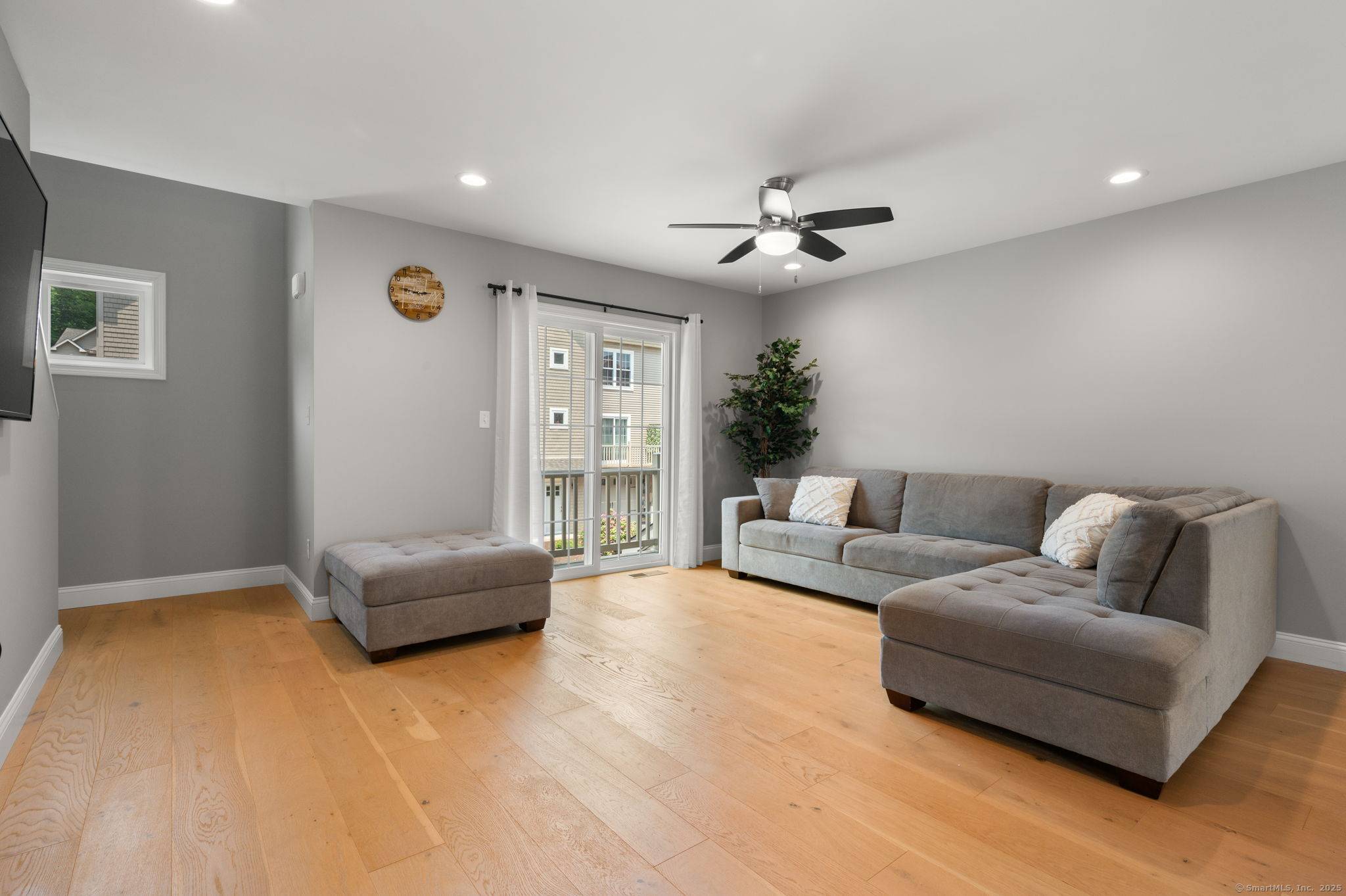 Waterford, CT 06375,64 Scotch Cap Road #173
