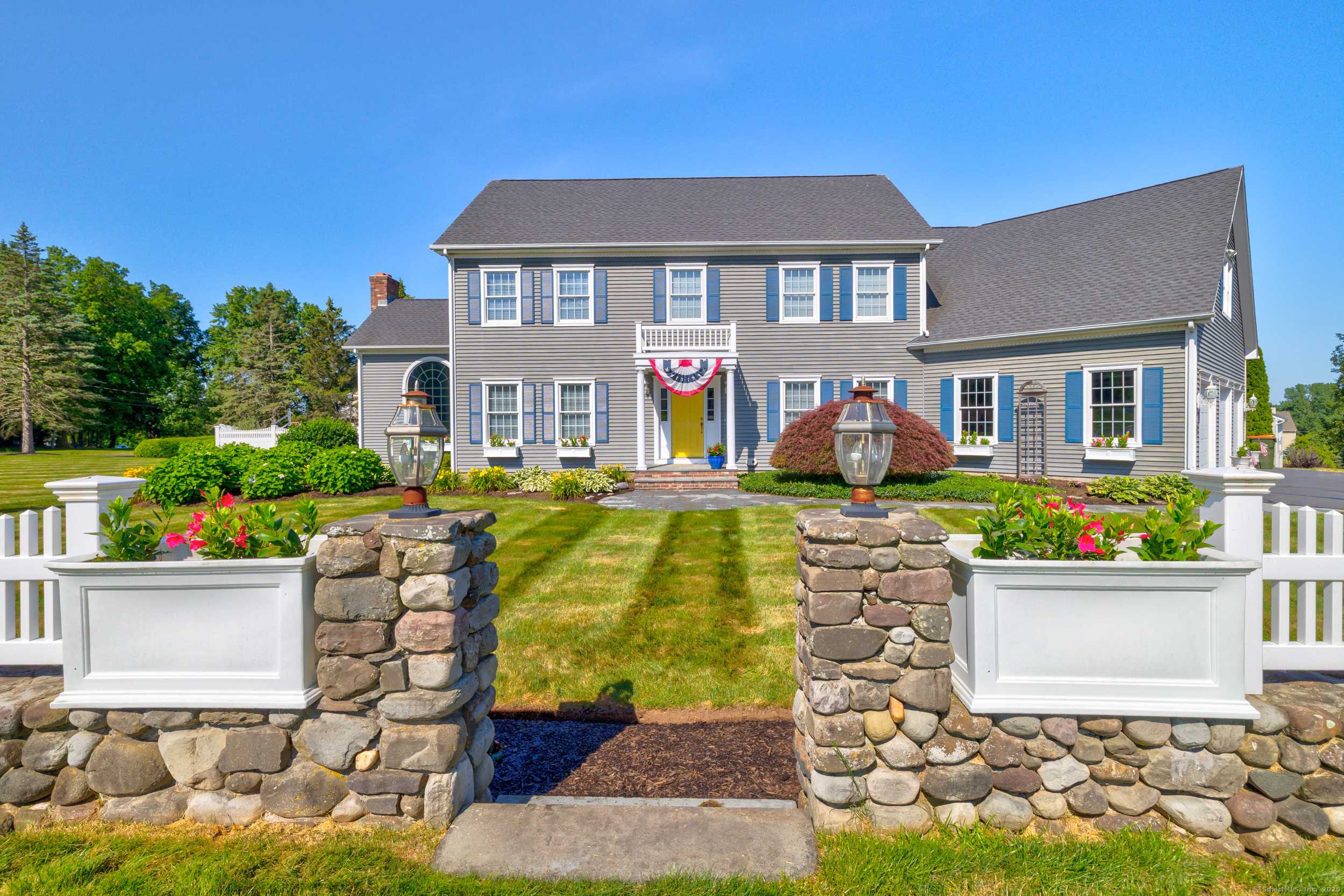 Wallingford, CT 06492,1 Far Horizon Drive