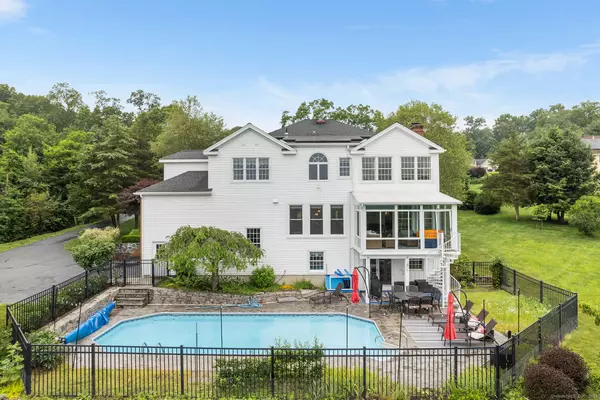 Southbury, CT 06488,35 Lake Ridge Road