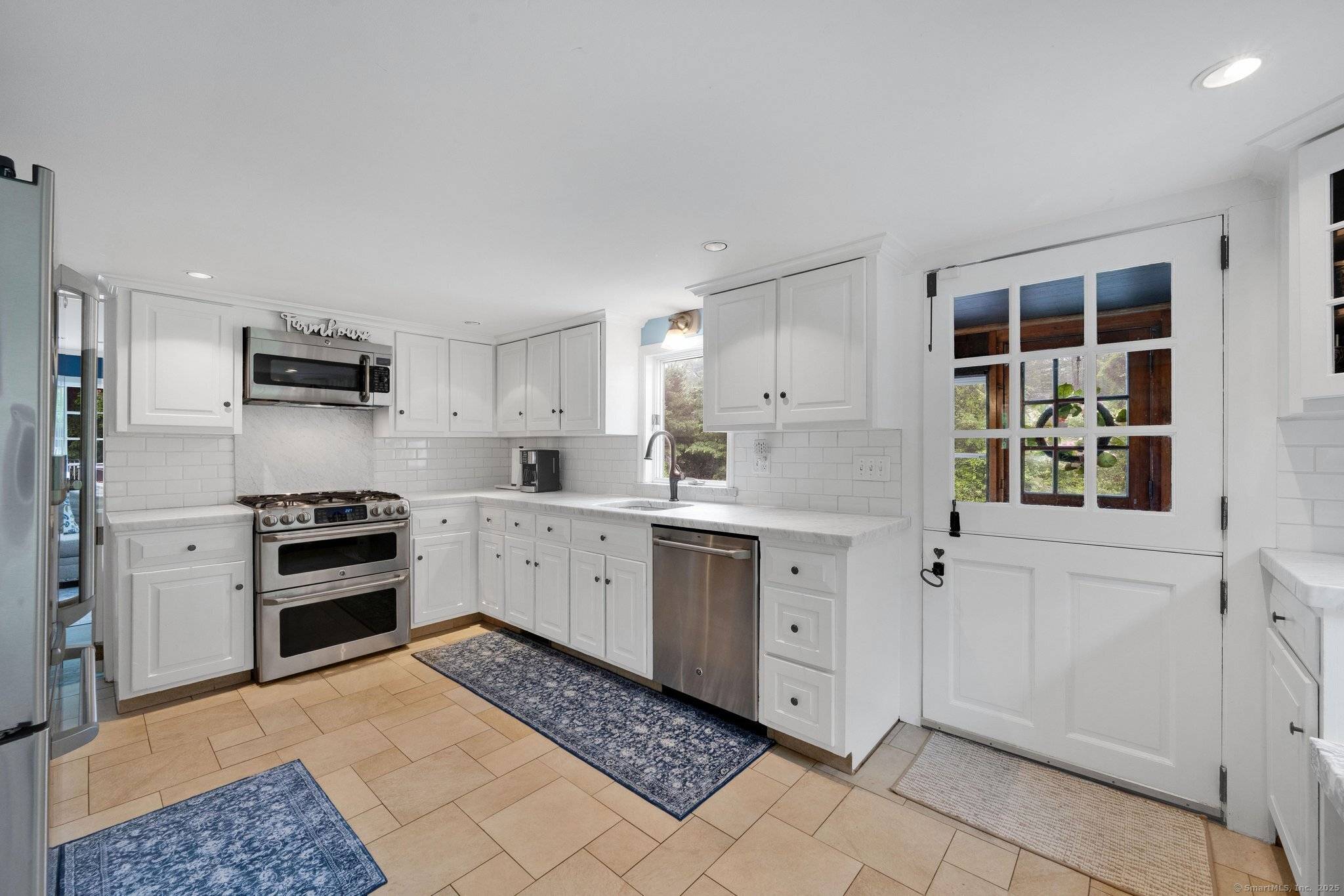 Monroe, CT 06468,268 Hattertown Road