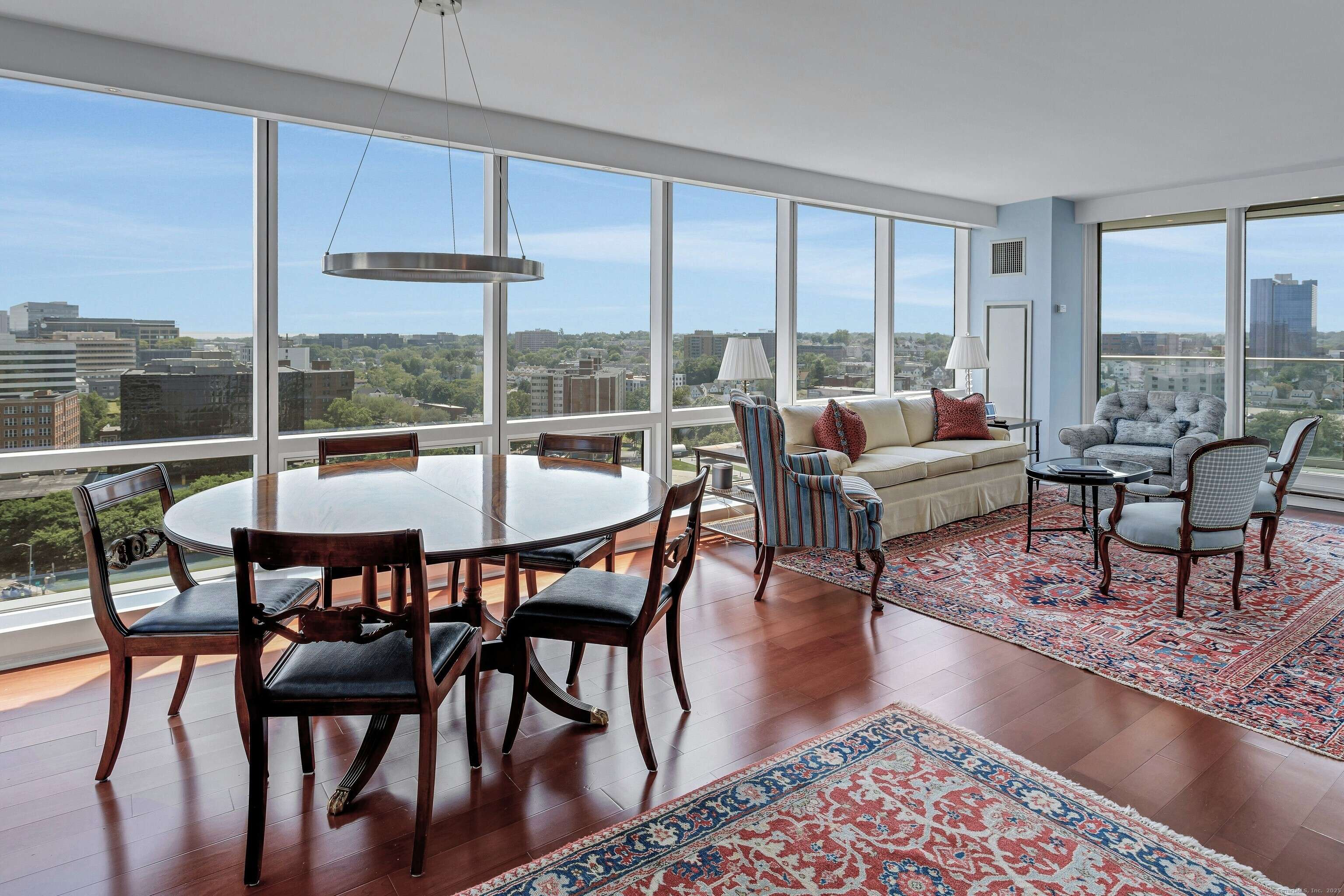 Stamford, CT 06901,1 Broad Street #15A