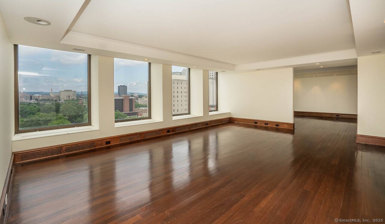 Hartford, CT 06103,1 Gold Street #APT 14ABC