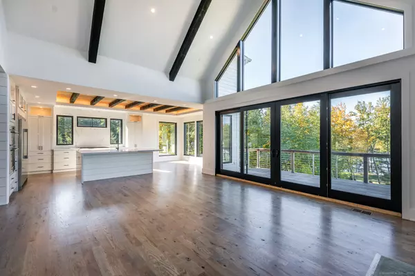 Roxbury, CT 06783,103 Chalybes Road West