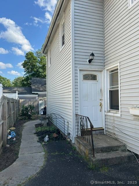 New Milford, CT 06776,9 Nicholas Square