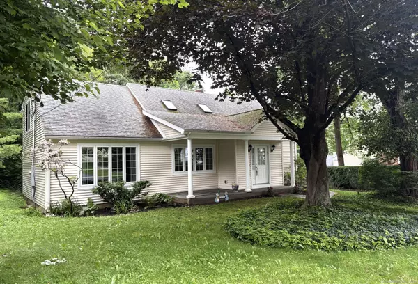 Middlebury, CT 06762,30 Nick Road