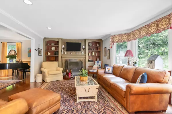 Guilford, CT 06437,412 Little Meadow Road