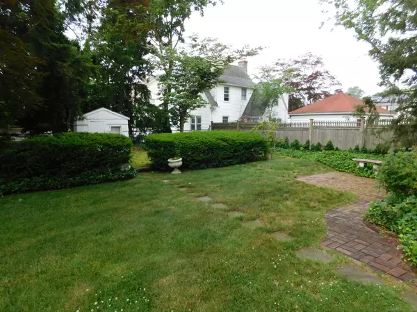 East Haven, CT 06512,58 Edward Street