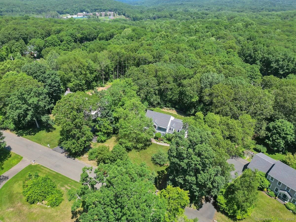 25 Thorne Wood Road, Haddam, CT 06441