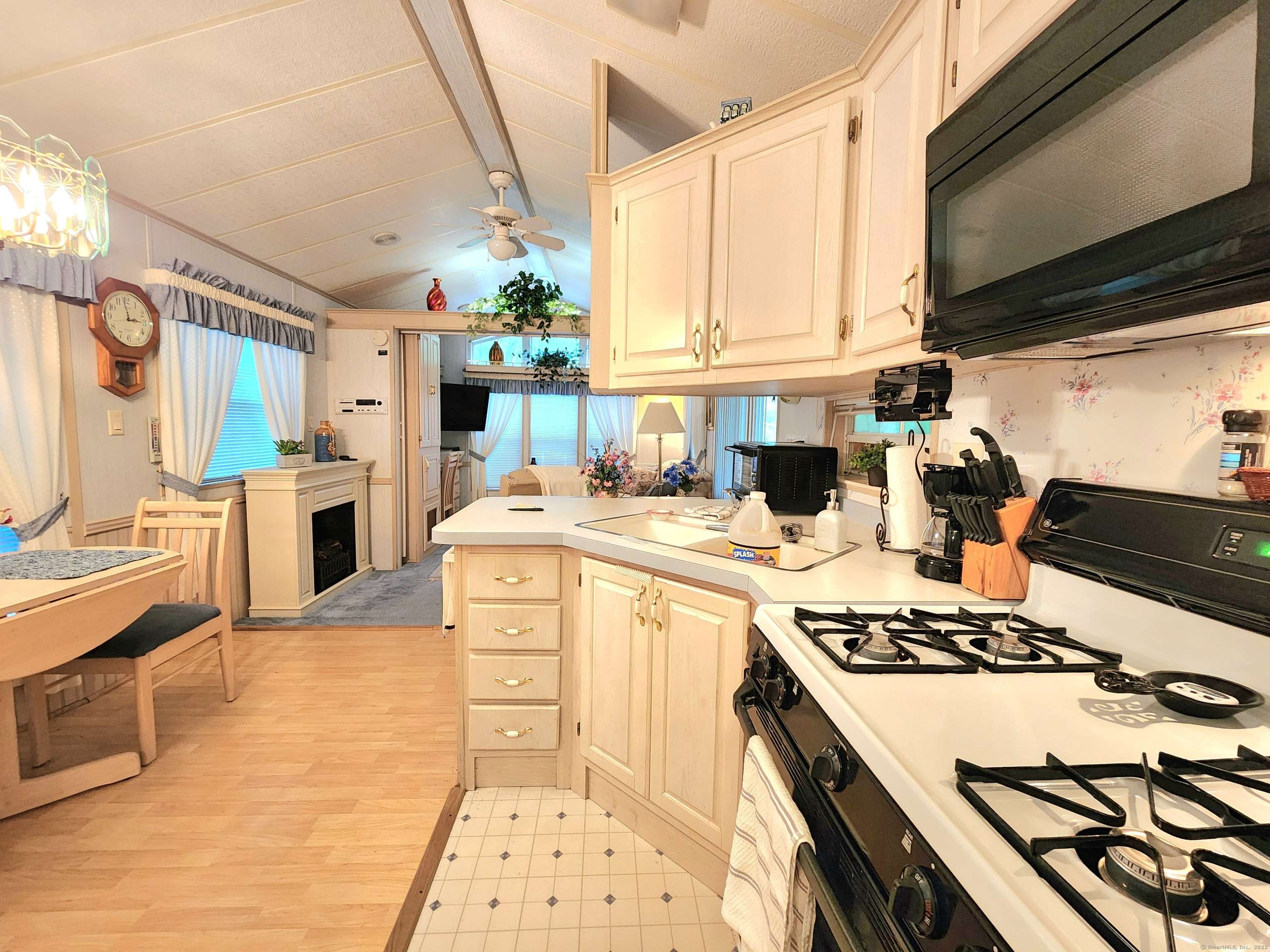 Stafford, CT 06076,51 Old Springfield Road #209