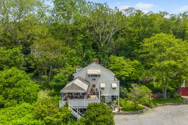 36 Neck Road, Old Lyme, CT 06371
