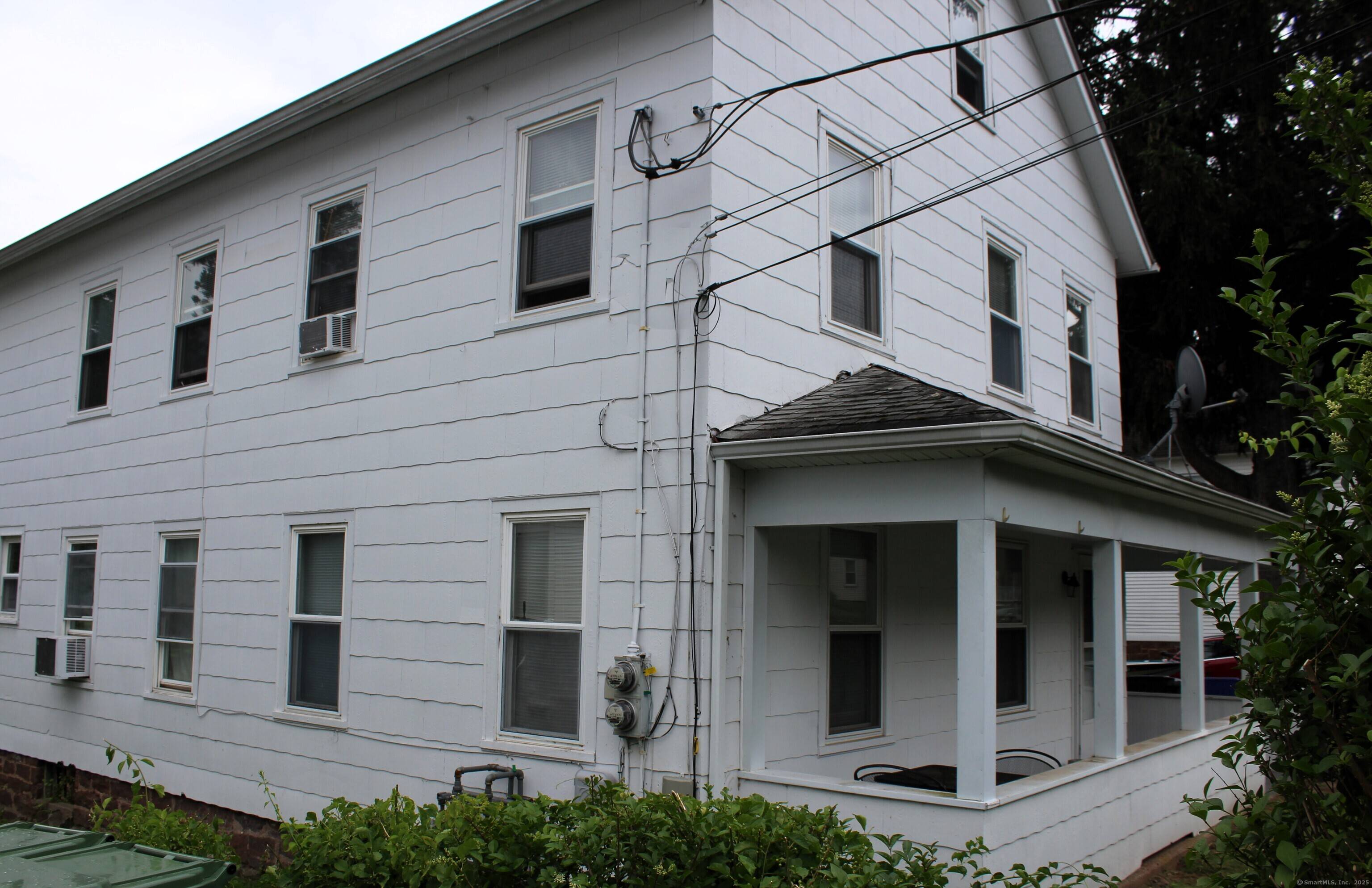 Middletown, CT 06457,132 Front Street