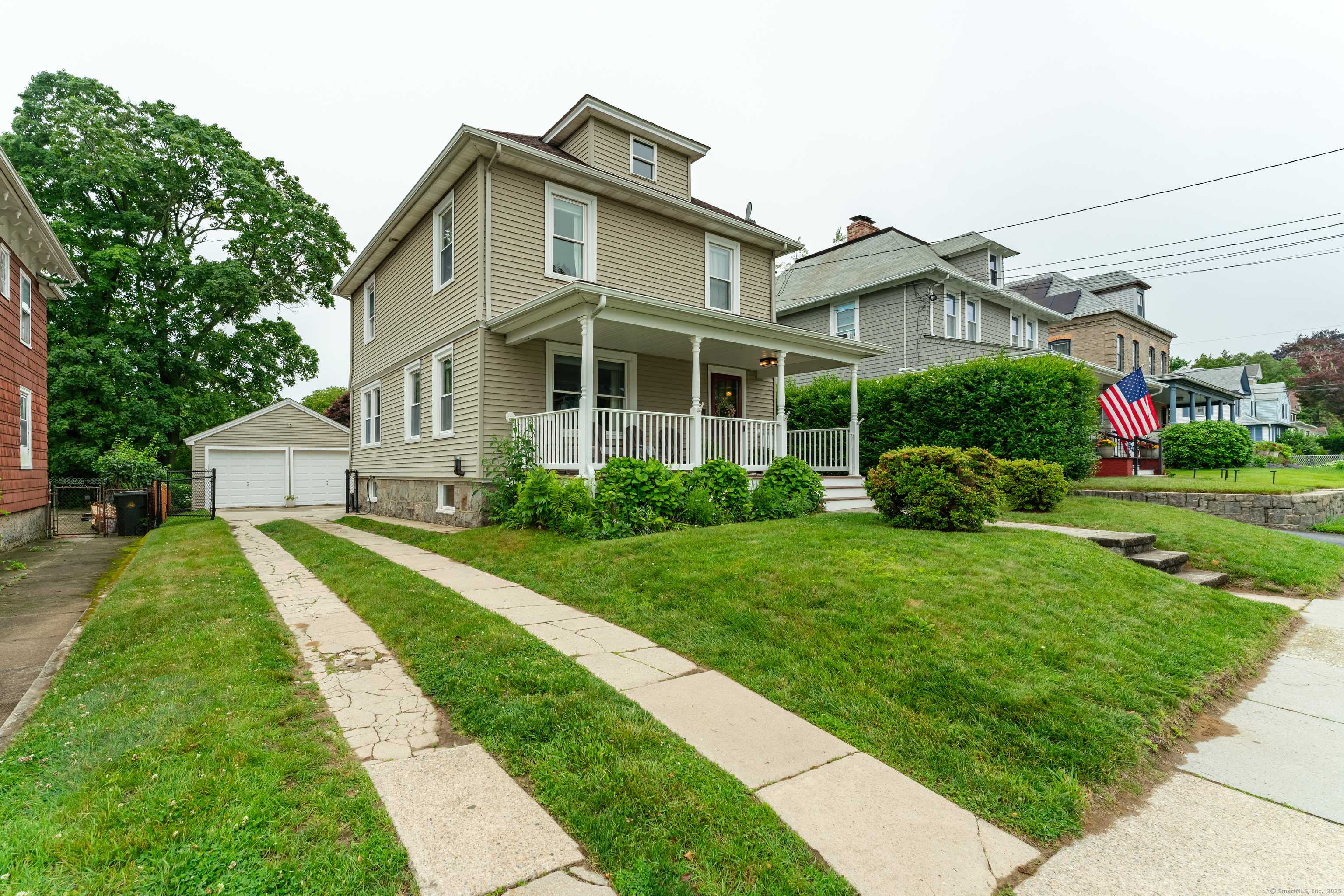 335 Ocean Avenue, New London, CT 06320