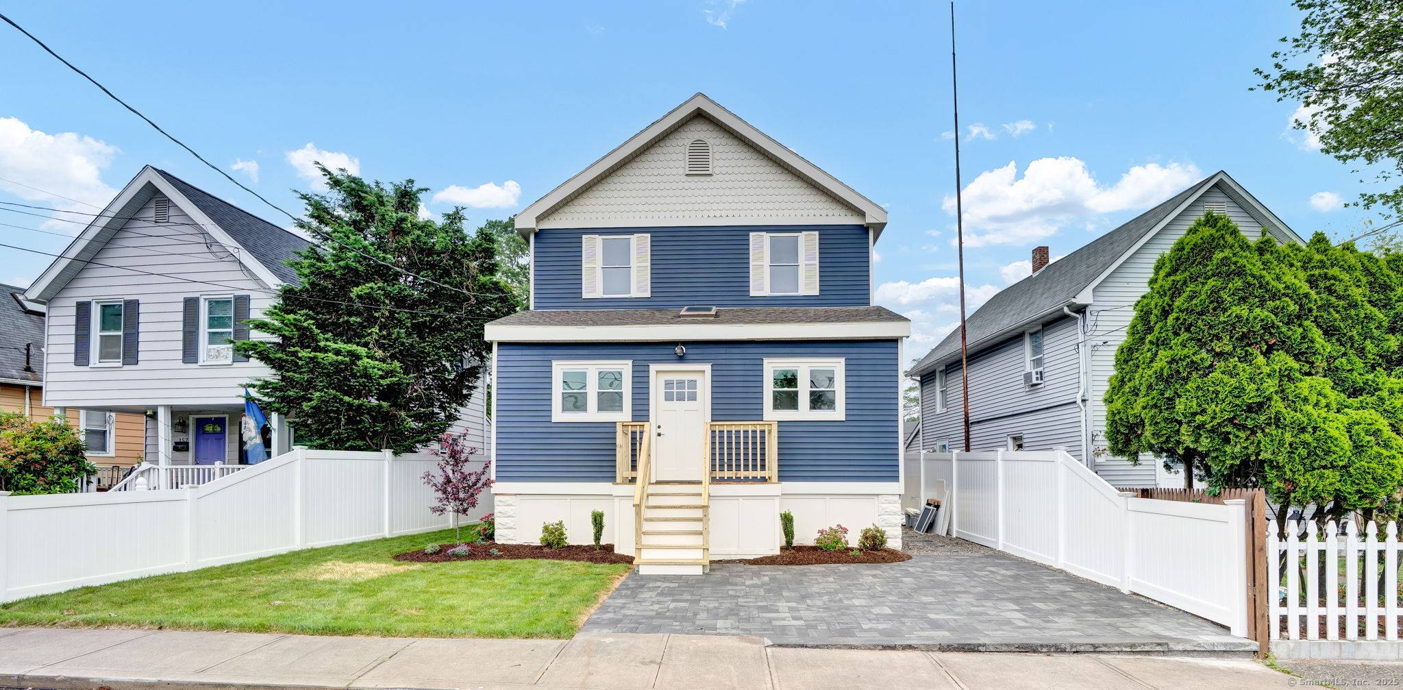 155 Naugatuck Avenue, Milford, CT 06460
