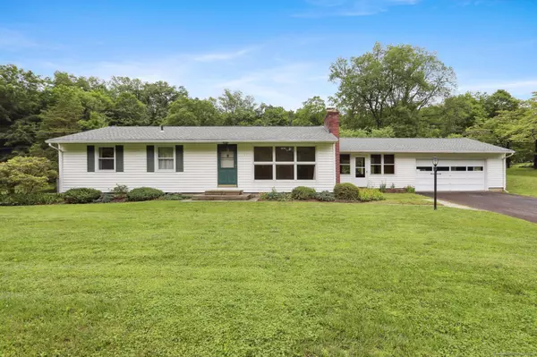 New Milford, CT 06776,1 Old Middle Road