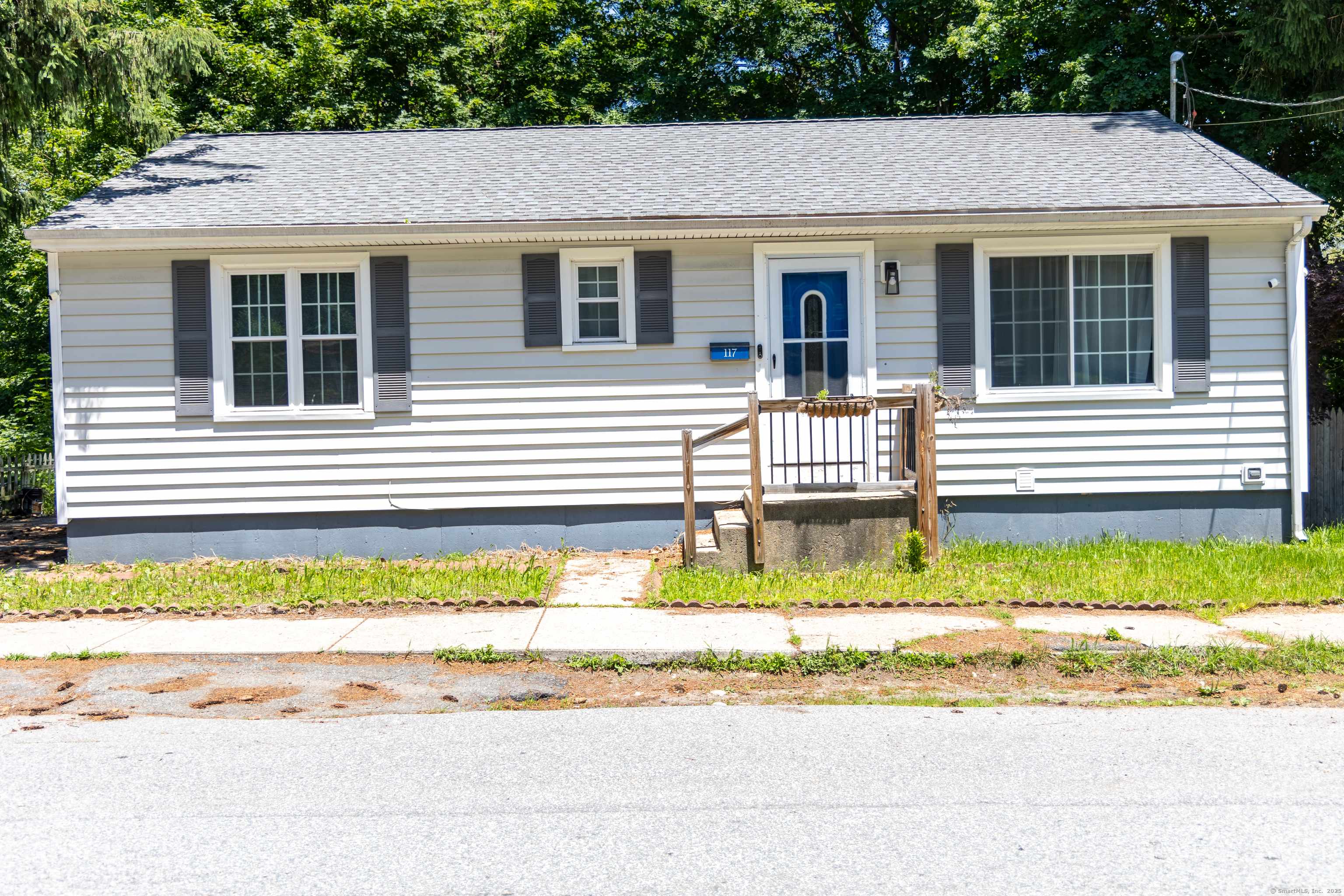 117 Norwood Avenue, New London, CT 06320