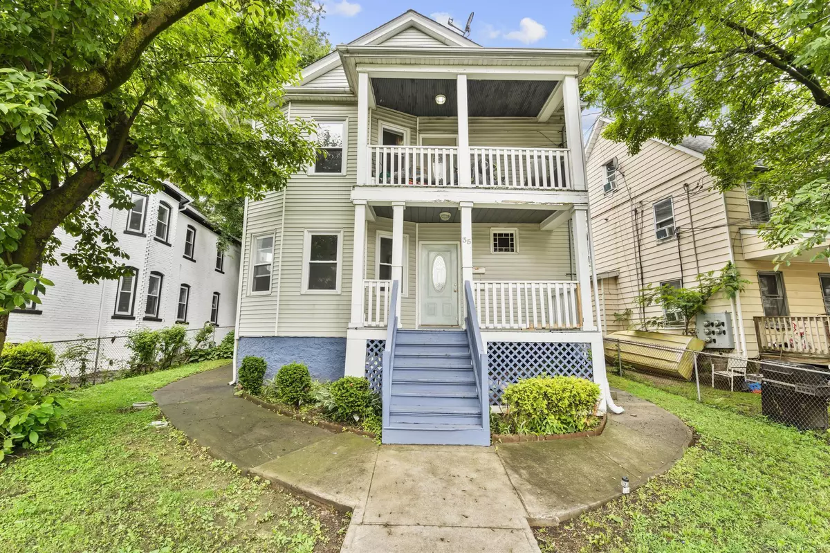 Stamford, CT 06902,35 Southfield Avenue