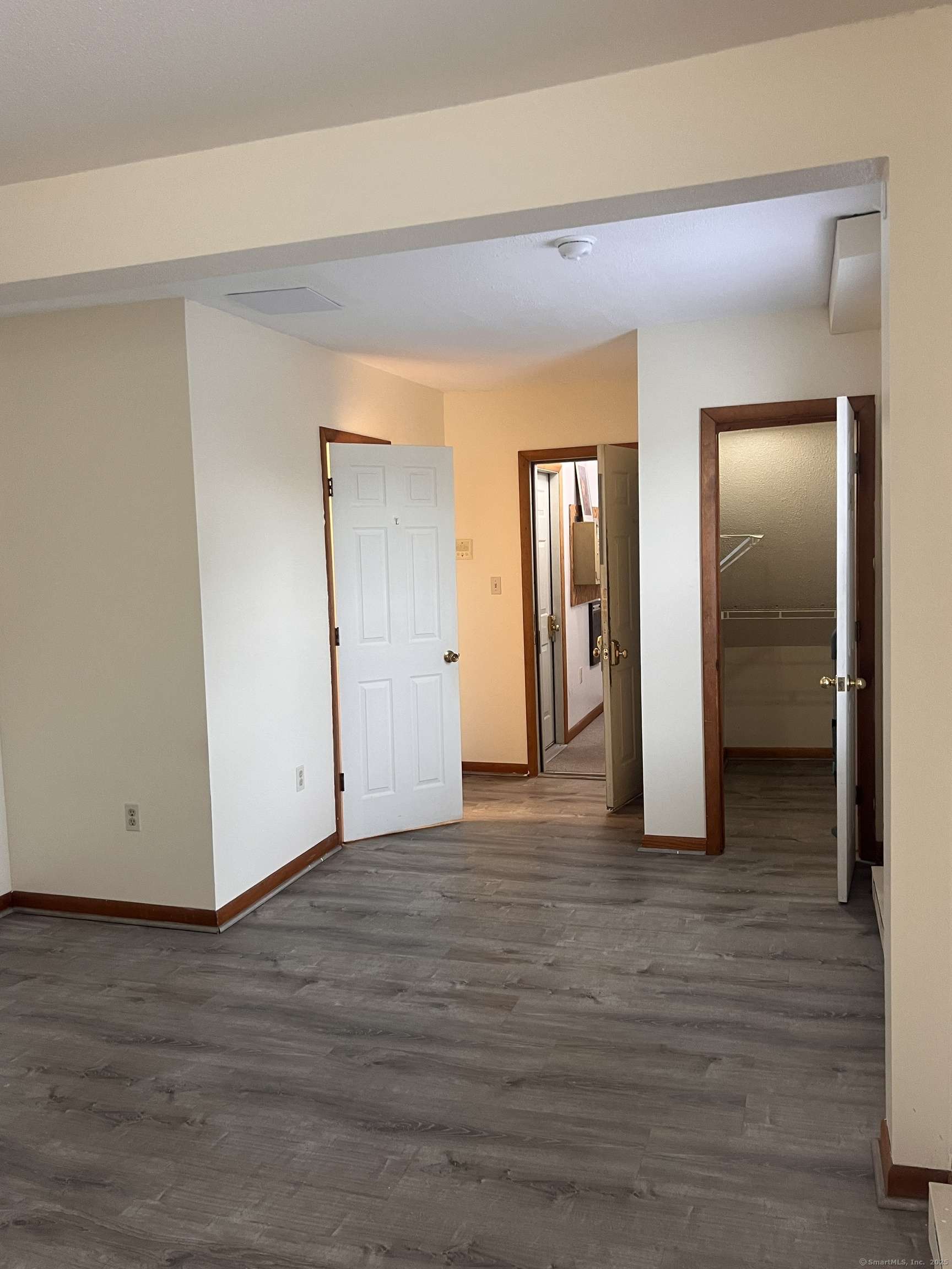 Groton, CT 06340,49 Ledyard Avenue #2