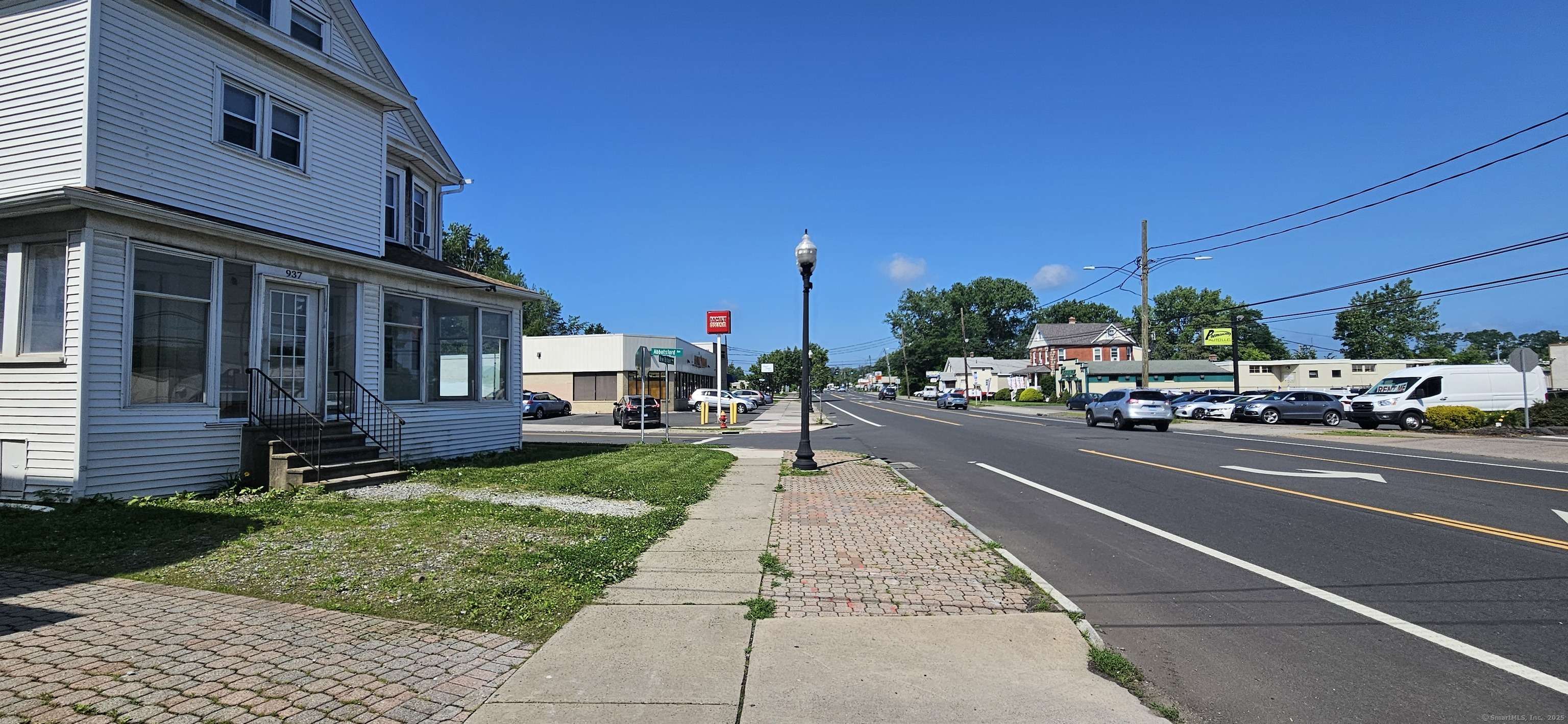 West Hartford, CT 06110,937 New Britain Avenue