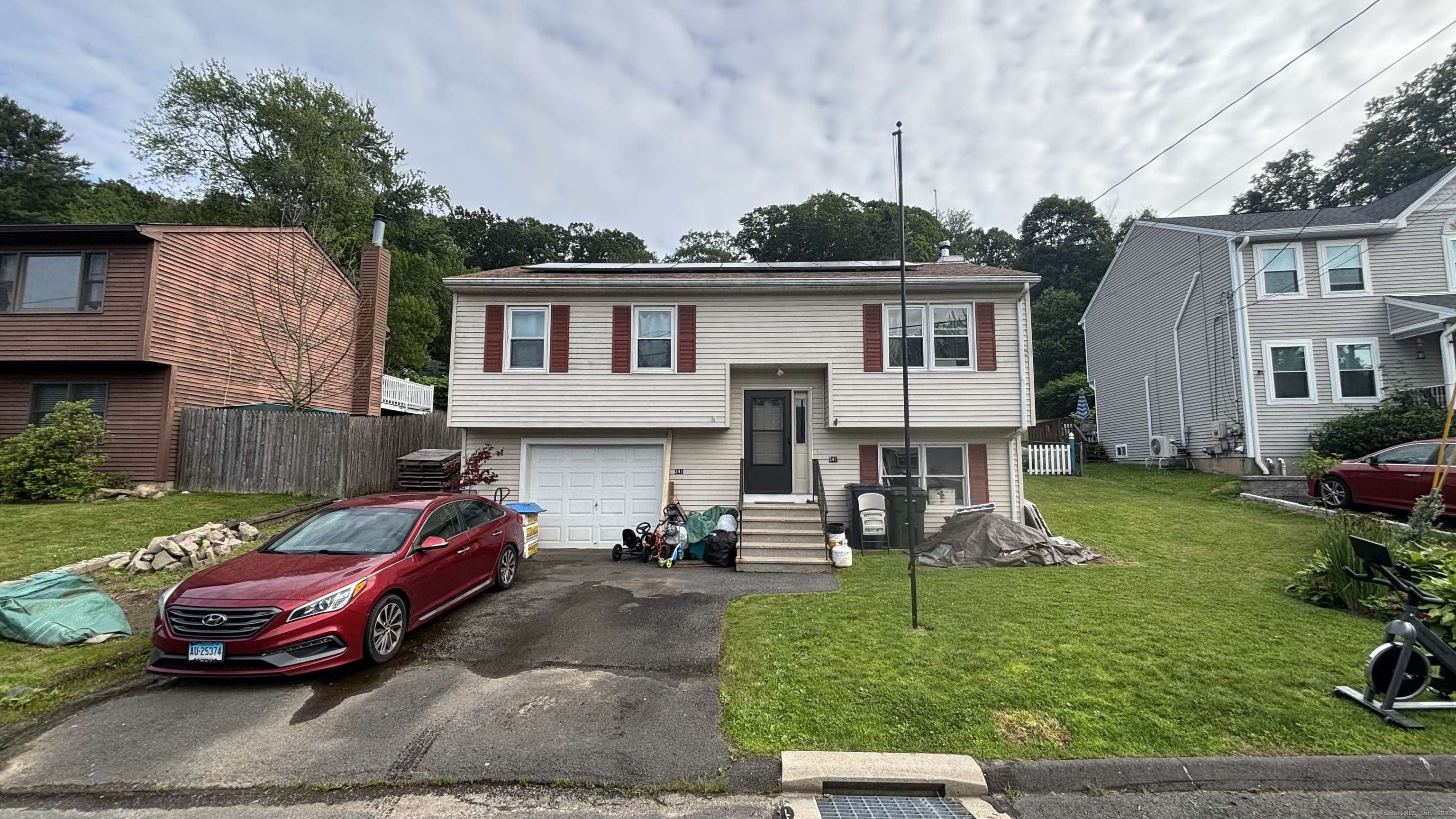 341 Lake Plymouth Boulevard, Plymouth, CT 06782