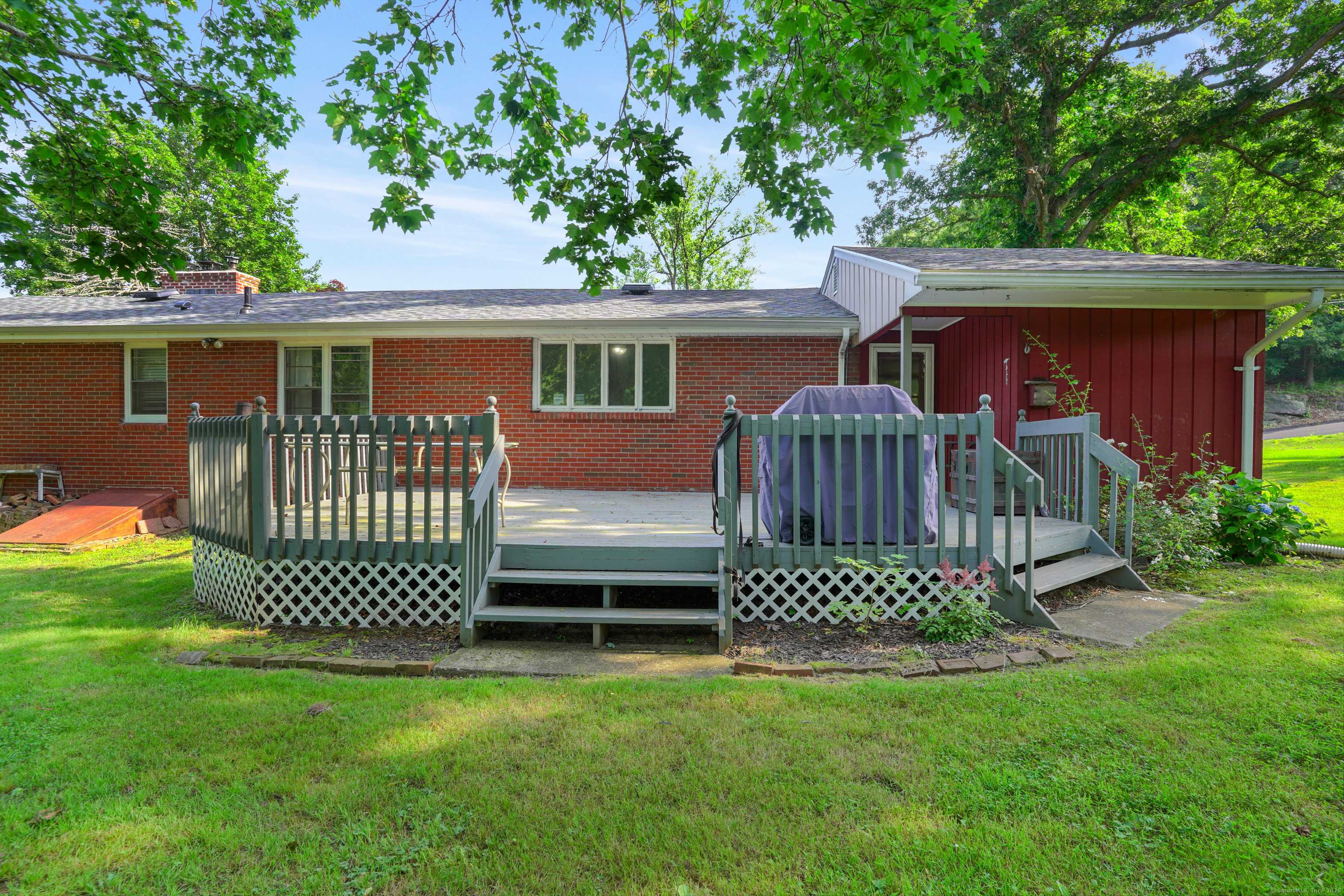 Middletown, CT 06457,149 Round Hill Road