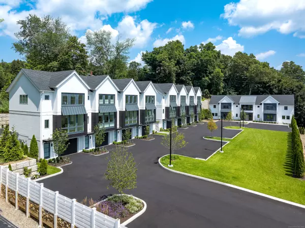 785 Post Road East #202, Westport, CT 06880