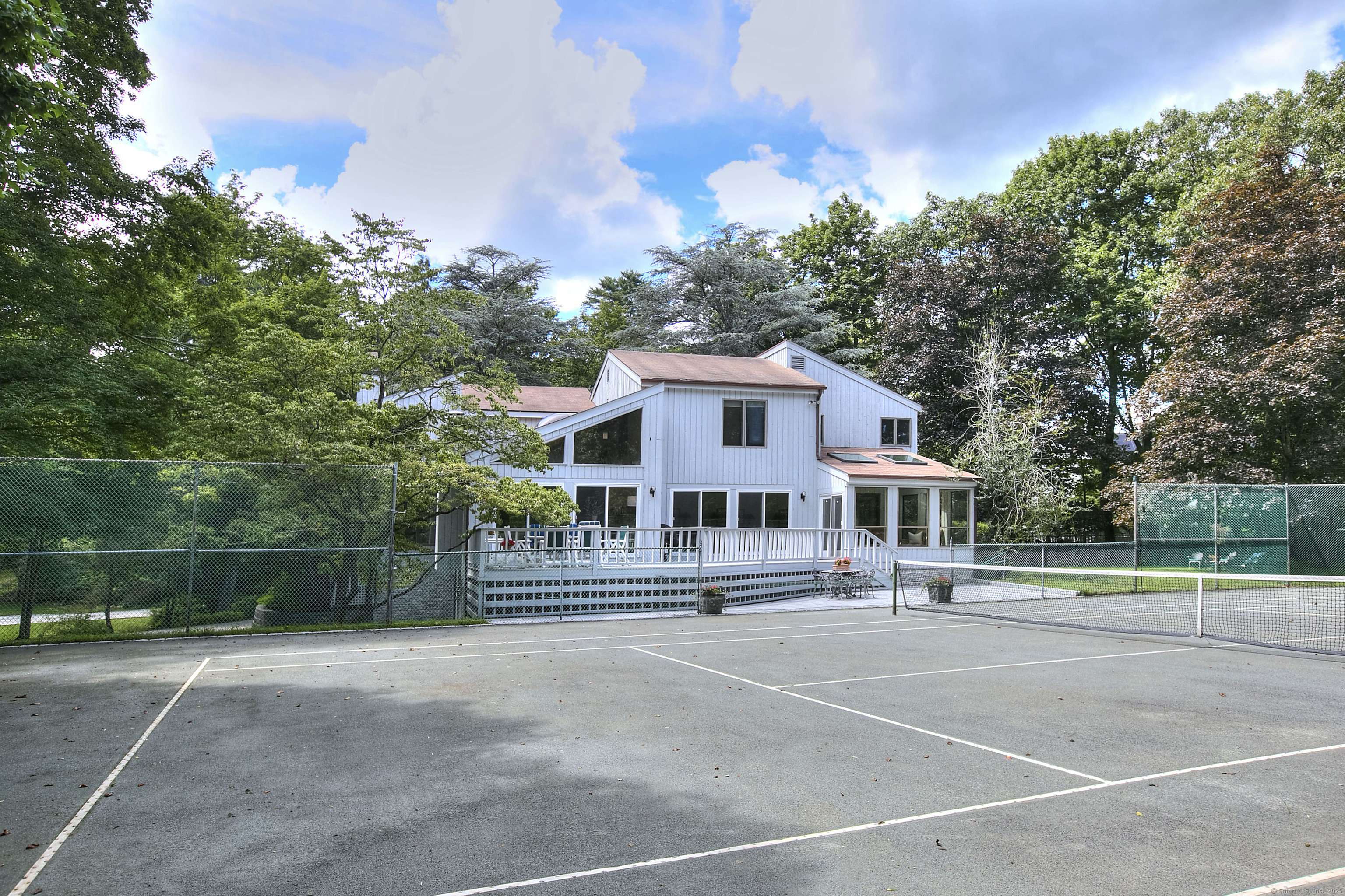 174 Cross Highway, Westport, CT 06880