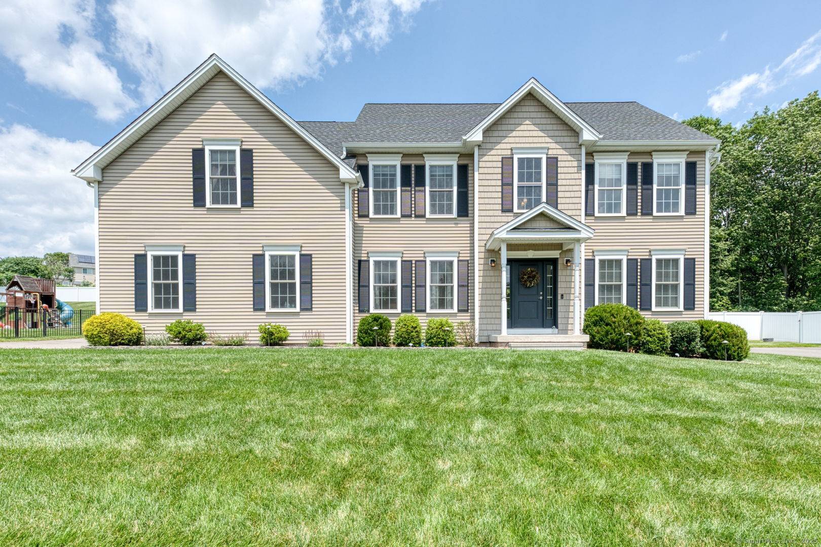 28 Bucks Crossing, Cromwell, CT 06416