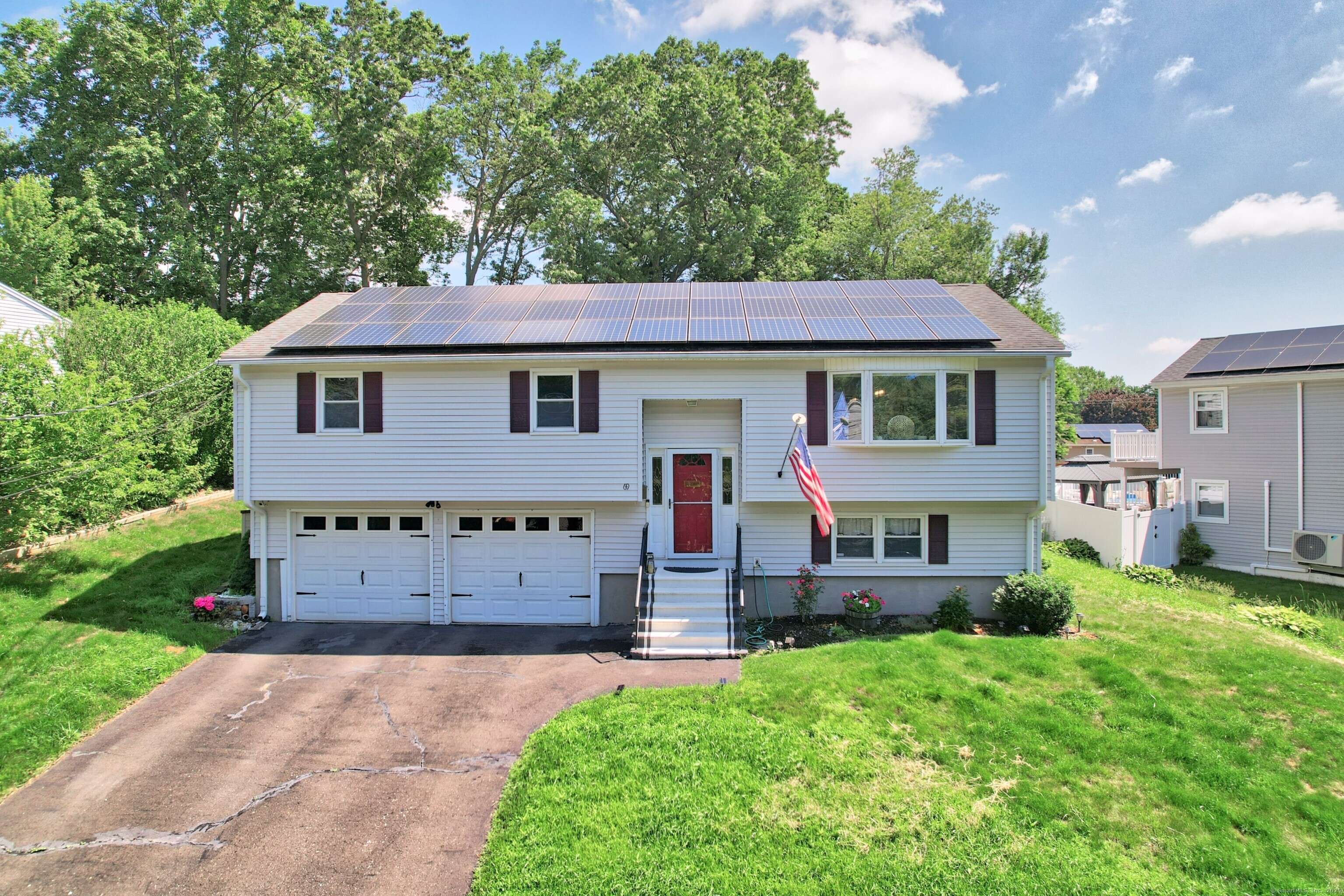 69 Sills Drive, Watertown, CT 06779