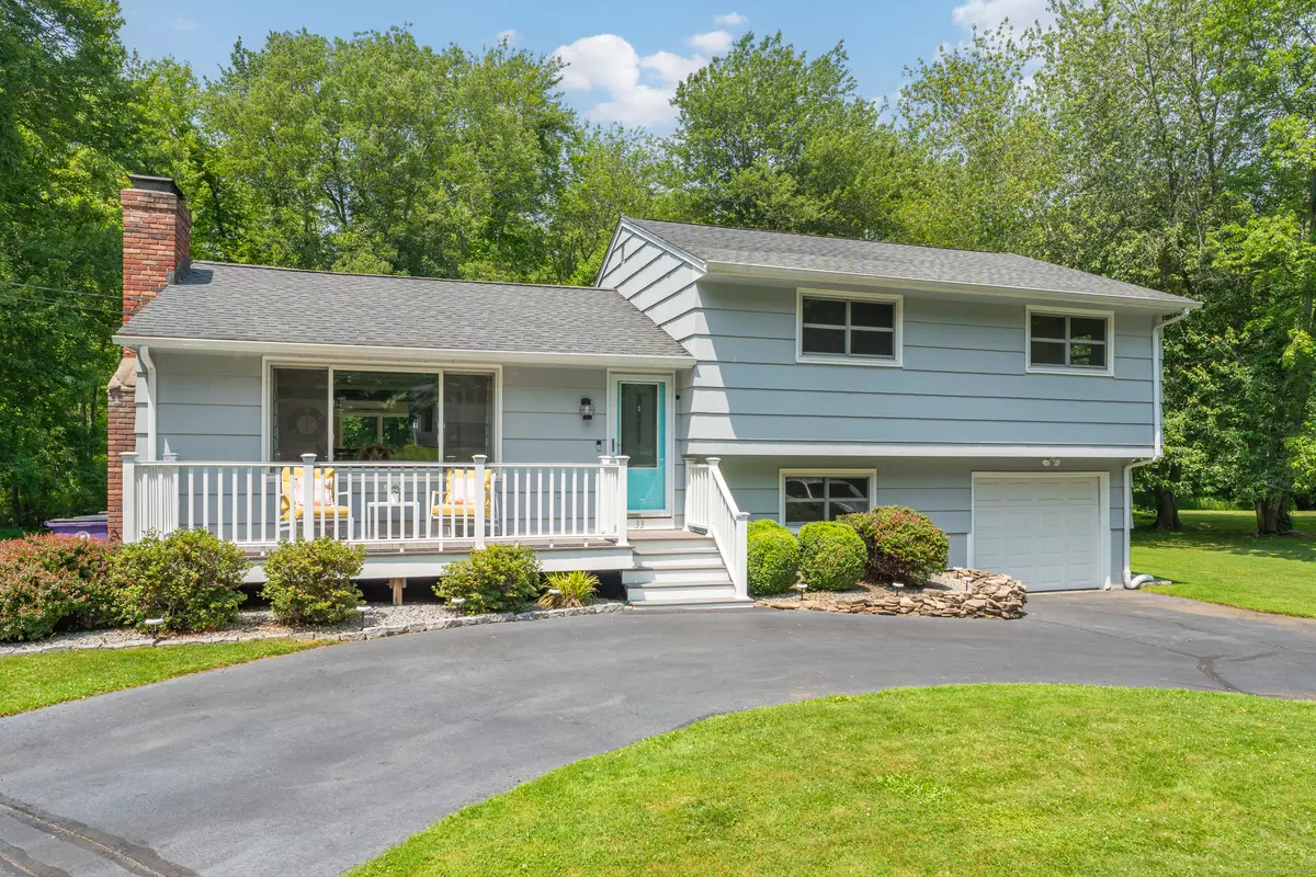 Guilford, CT 06437,33 Woodside Road