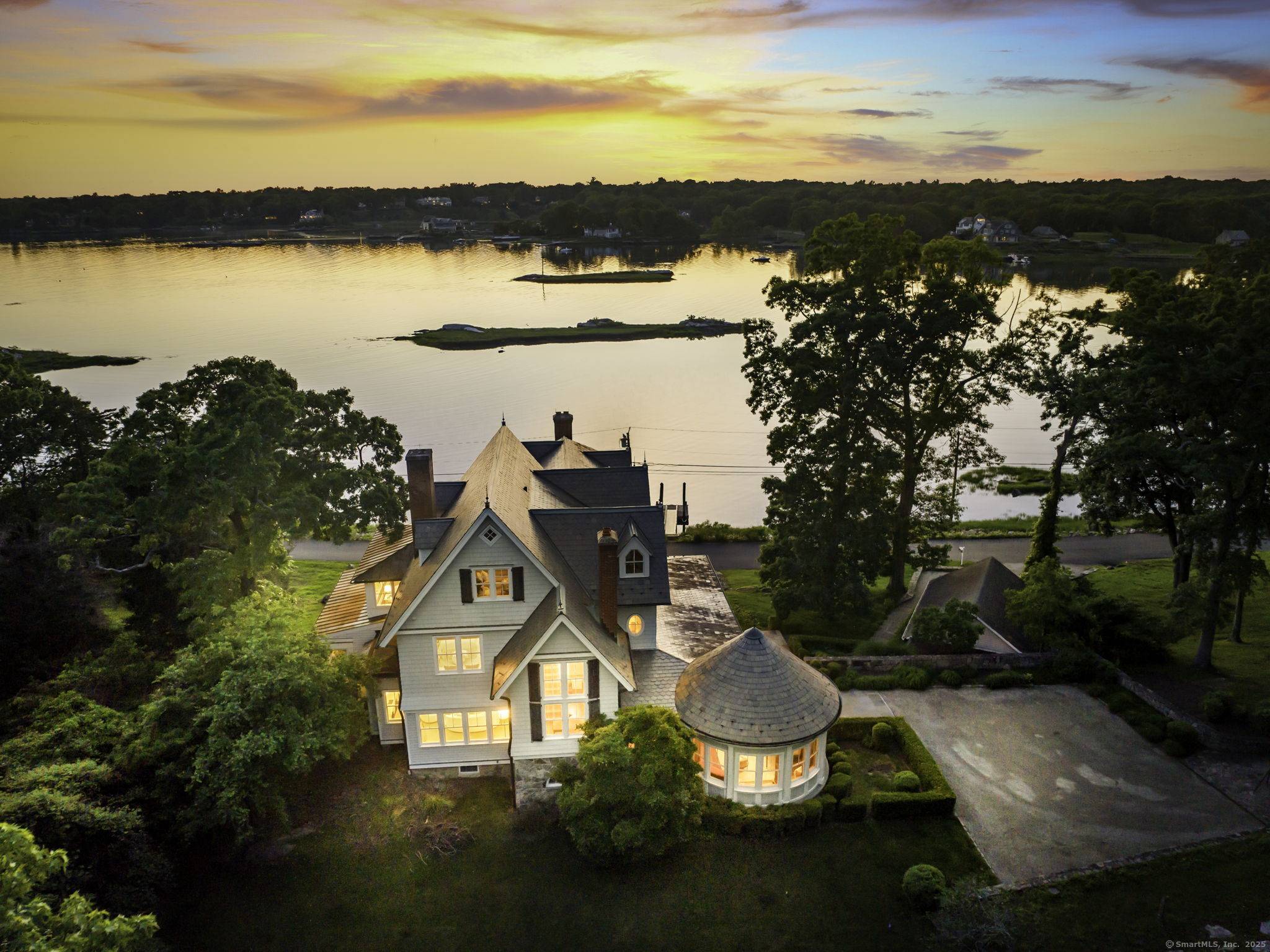 31 Contentment Island Road, Darien, CT 06820