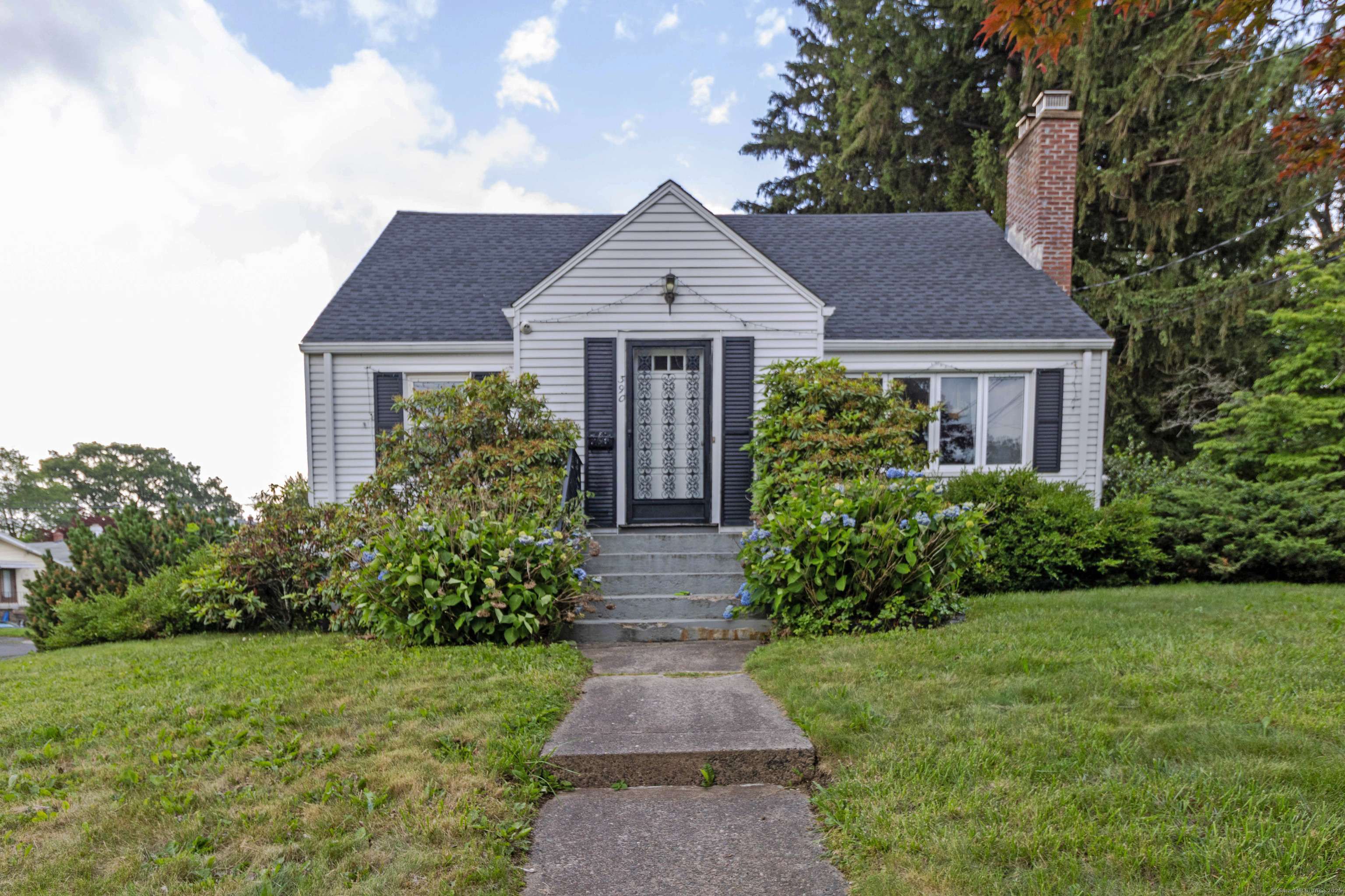 390 Eddy Glover Boulevard, New Britain, CT 06053
