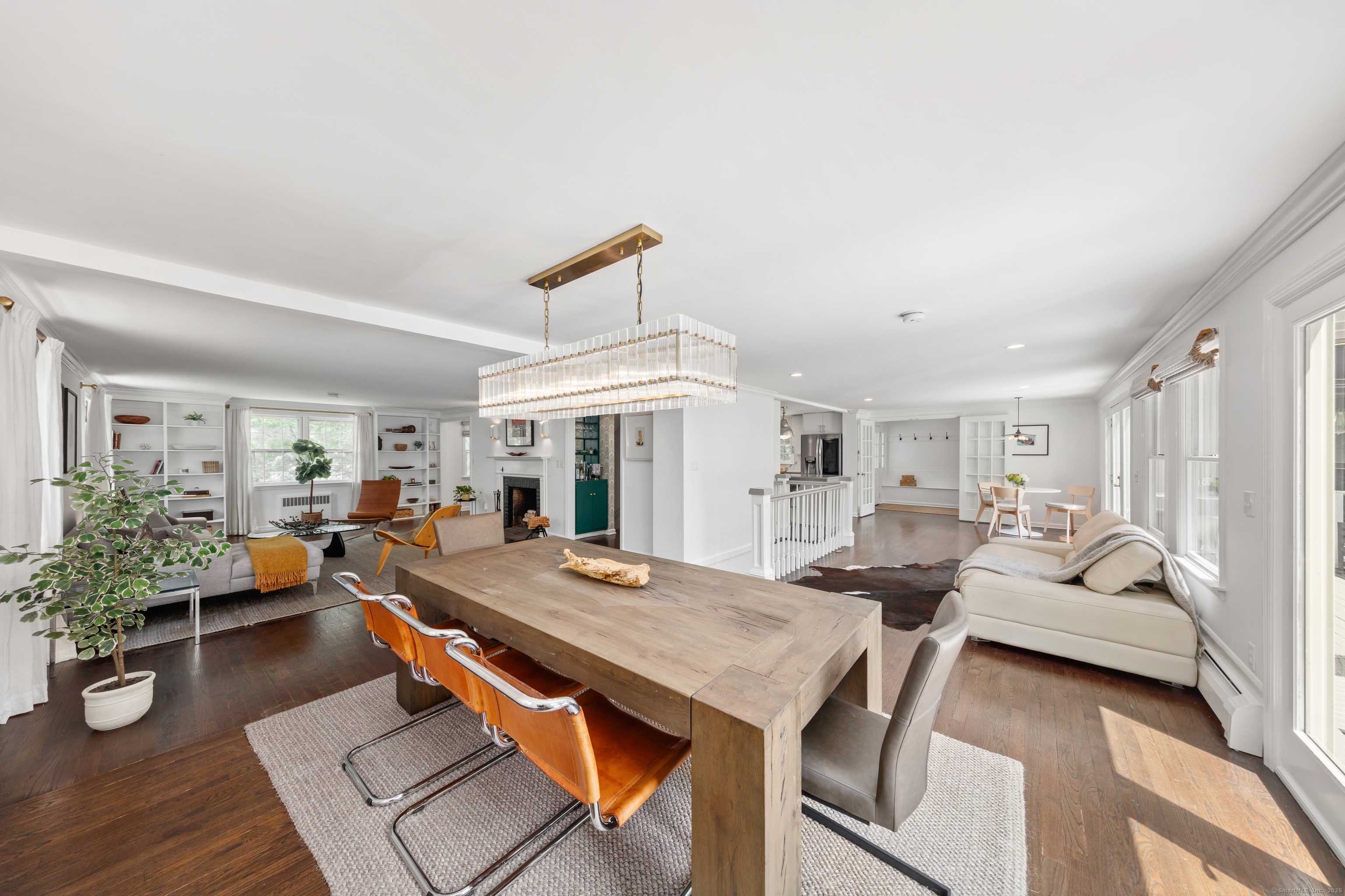 Darien, CT 06820,28 Great Hill Road